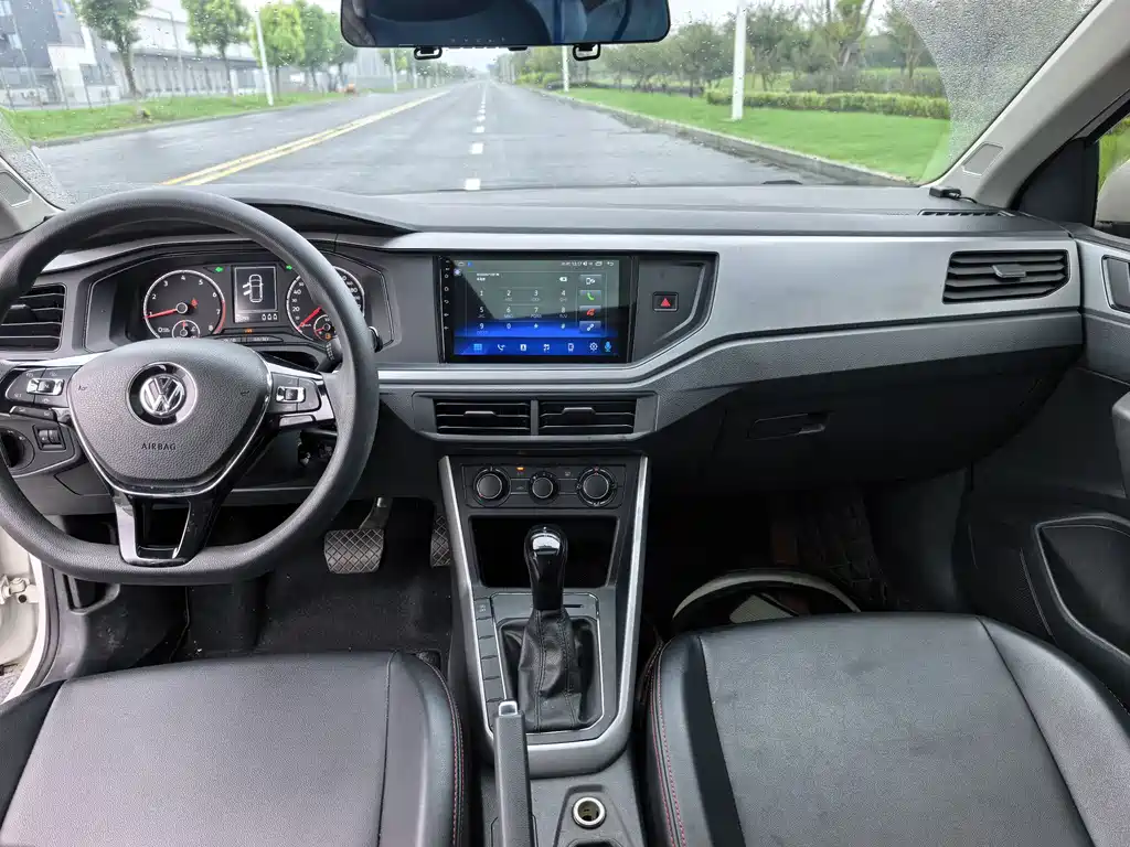 Volkswagen Polo — миниатюра 10