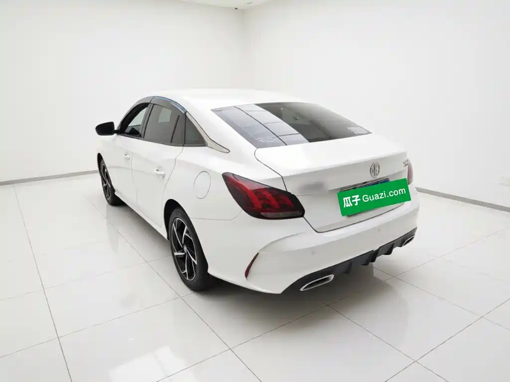 MG MG5 — миниатюра 4