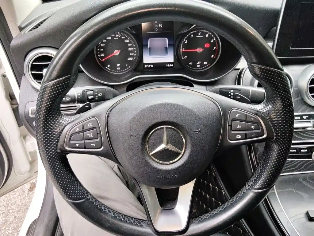Mercedes-Benz C-Class (Import) — миниатюра 6