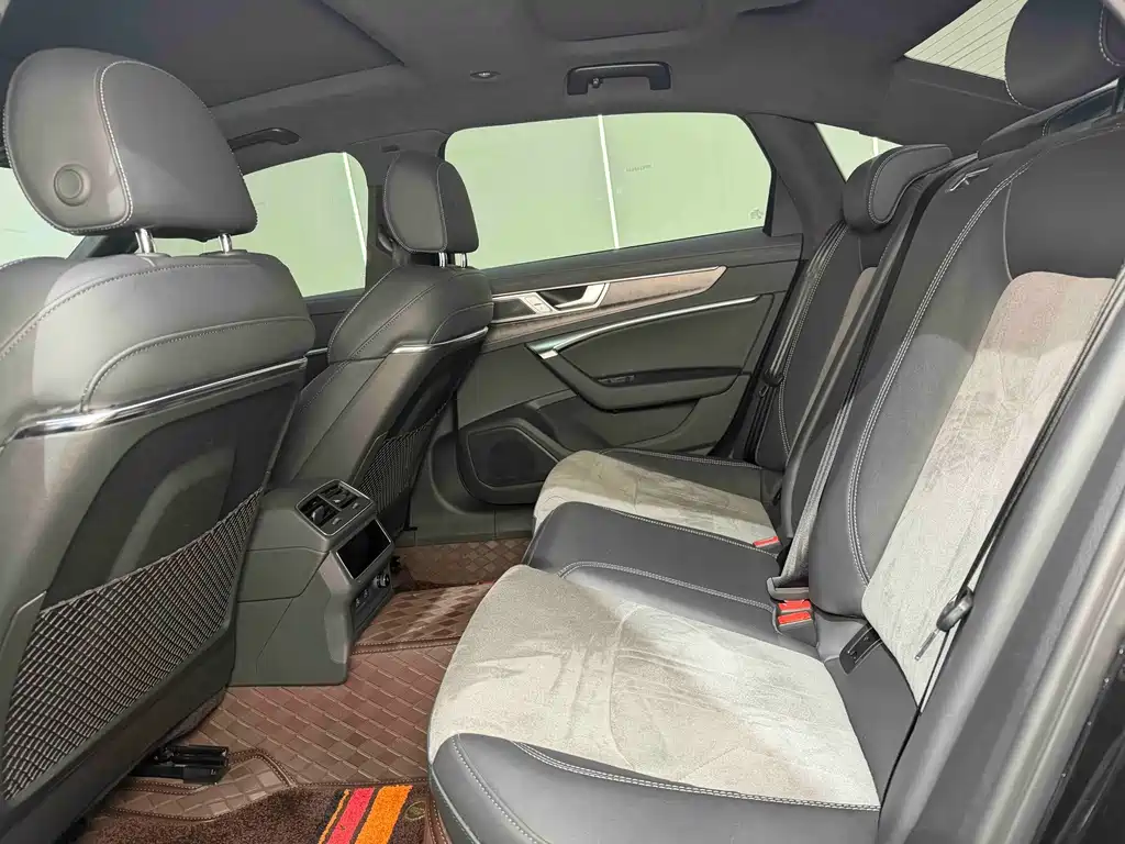 Audi A6L — миниатюра 9