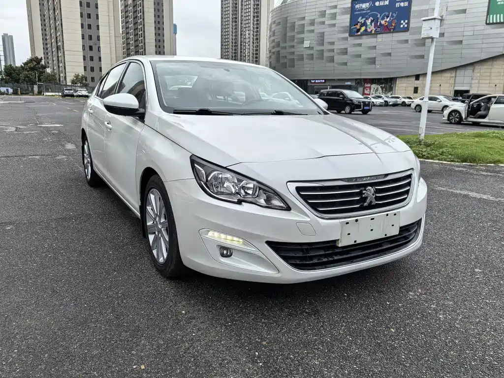 Peugeot 408 — миниатюра 6