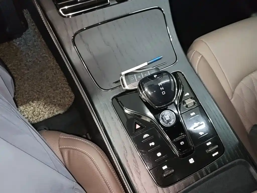 BYD Han — миниатюра 14