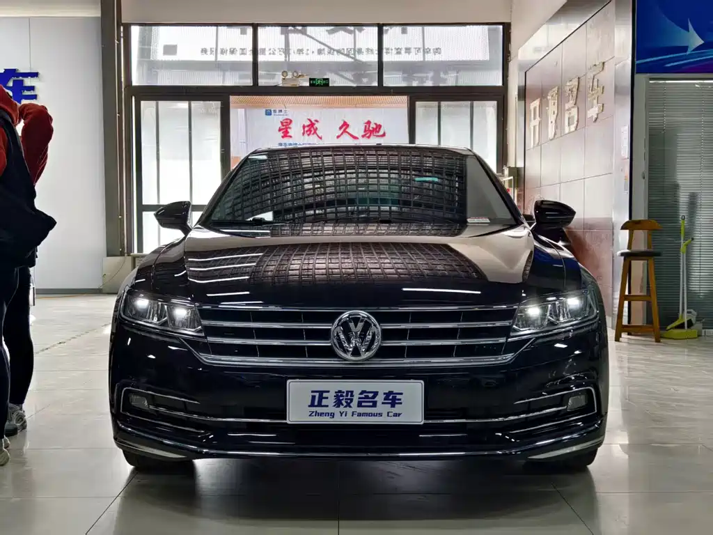 VOLKSWAGEN HUIANG