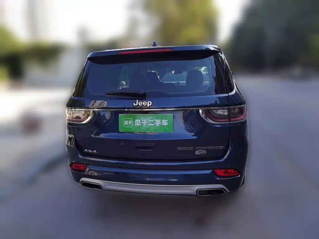 Jeep Grand Commander — миниатюра 3