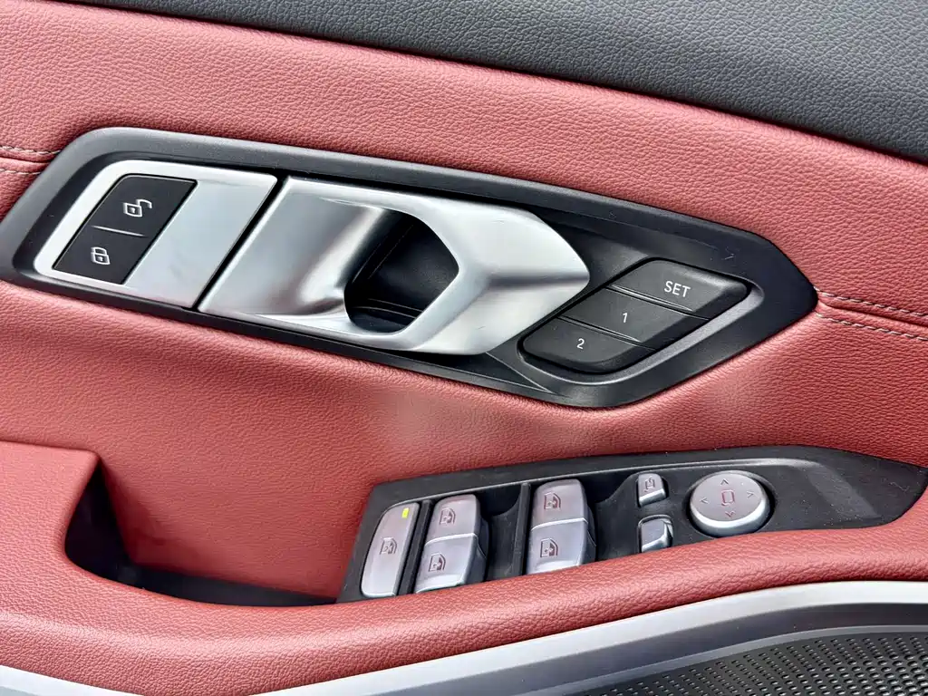 BMW 3 Series — миниатюра 10