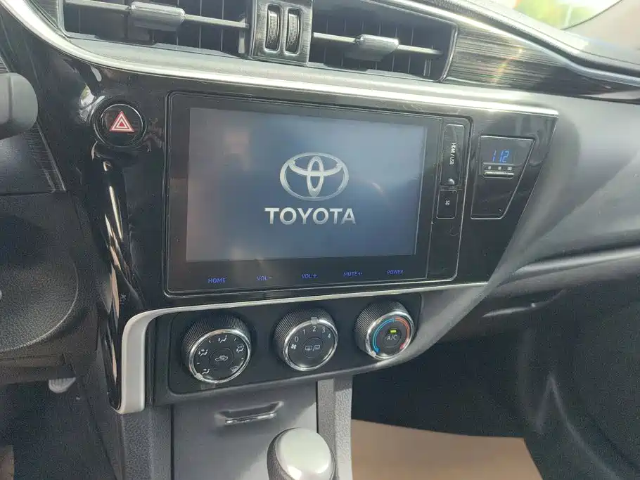 Toyota Corolla — миниатюра 13