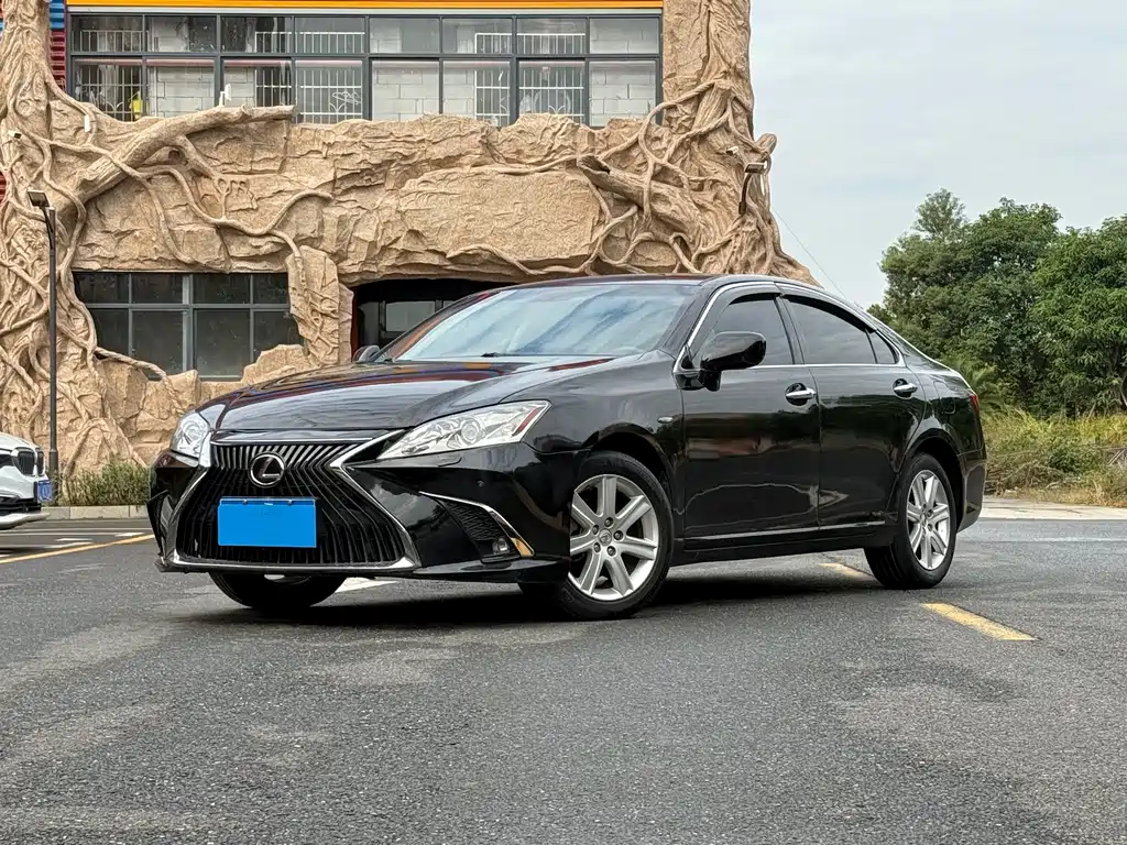 Lexus ES 2009