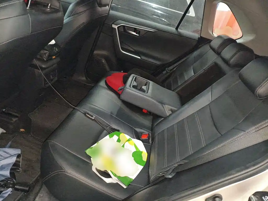 Toyota Wildlander — миниатюра 18