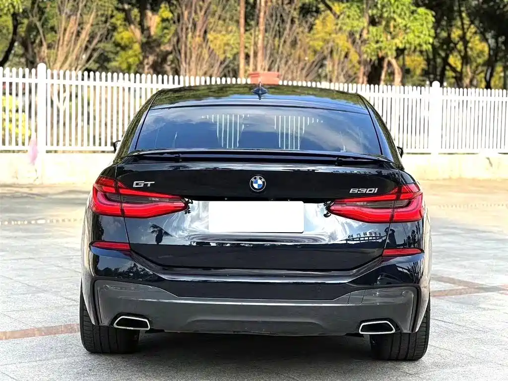 BMW 6 SERIES GT