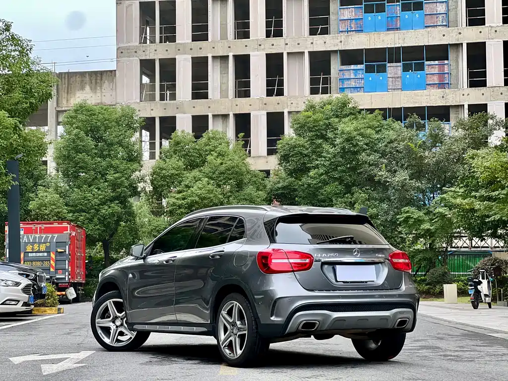 Mercedes-Benz GLA — миниатюра 24