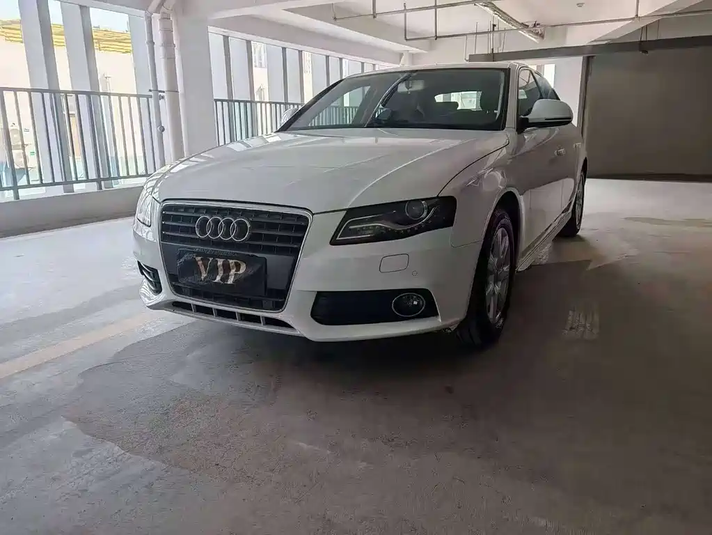 Audi A4L 2014