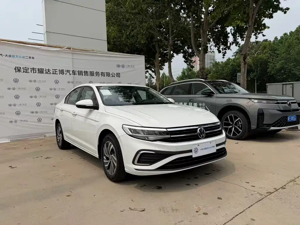 Volkswagen Bora 2025 200TSI DSG