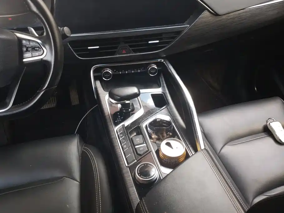 Geely Xingyue — миниатюра 16