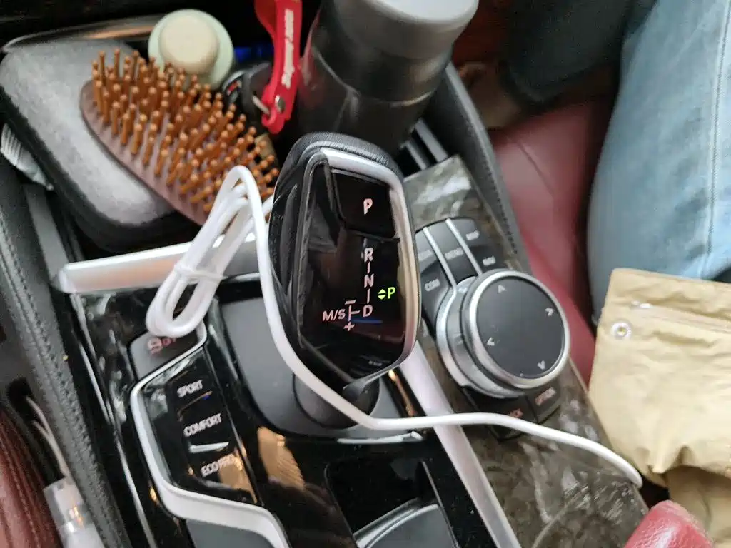BMW 5 Series — миниатюра 15