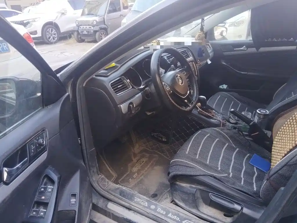 Volkswagen Sagitar — миниатюра 17