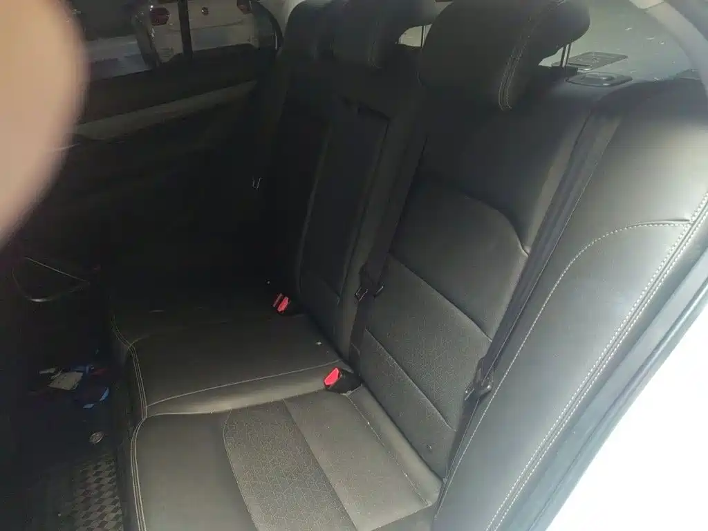 Geely Emgrand — миниатюра 13