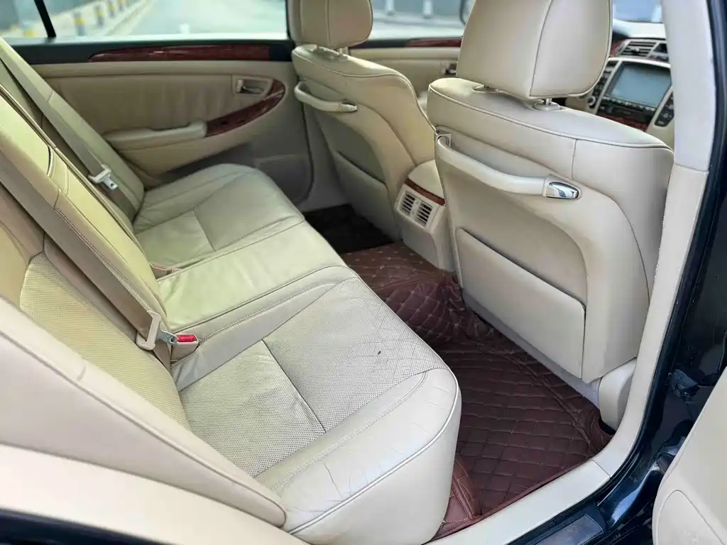 Toyota Crown 2009 2.5L Royal