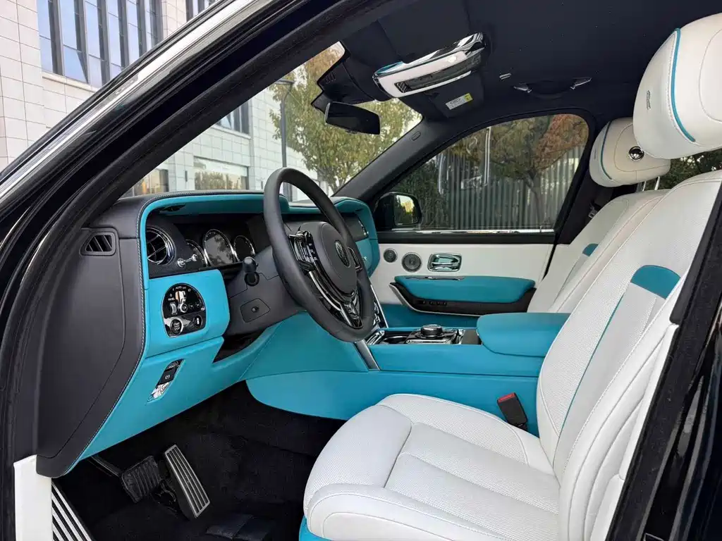 ROLLS-ROYCE CULLINAN