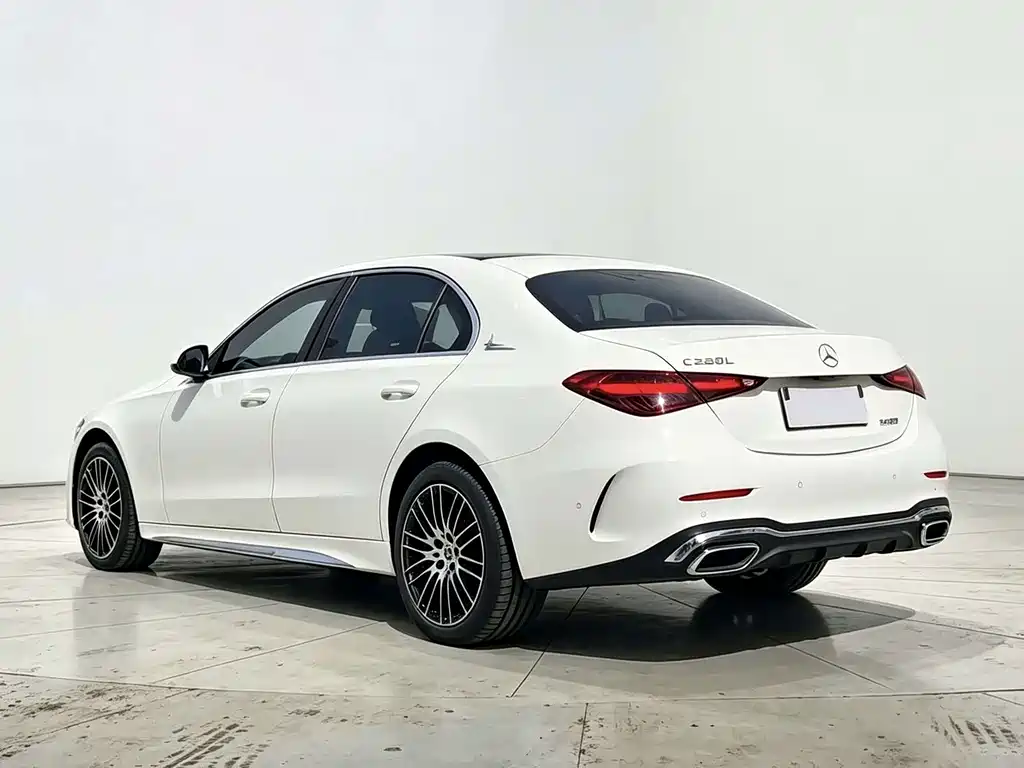 Mercedes-Benz C-Class — миниатюра 10