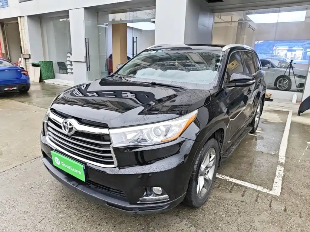 Toyota Highlander — миниатюра 2