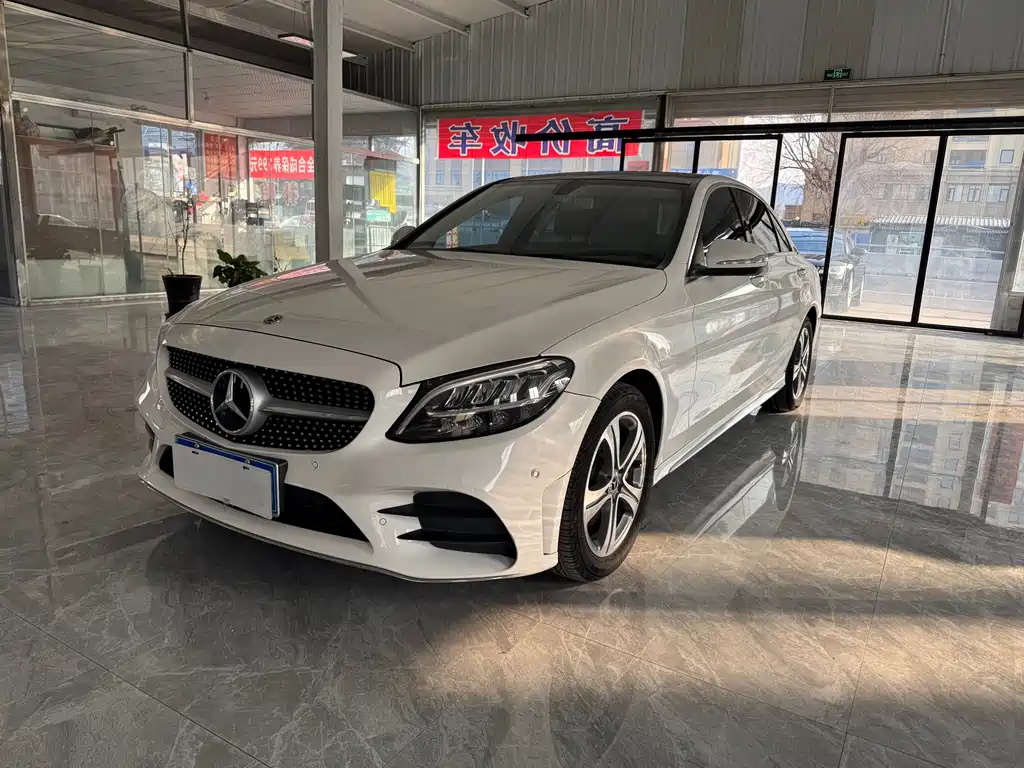 Mercedes-Benz C-Class 2019