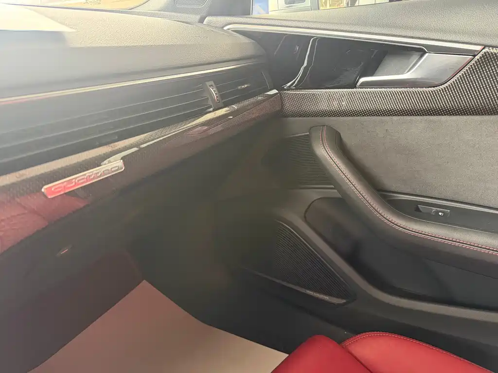 Audi S4 — миниатюра 14