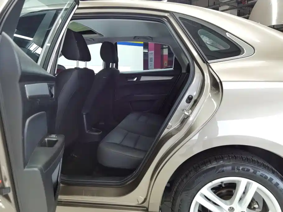 Bestune B30 — миниатюра 11