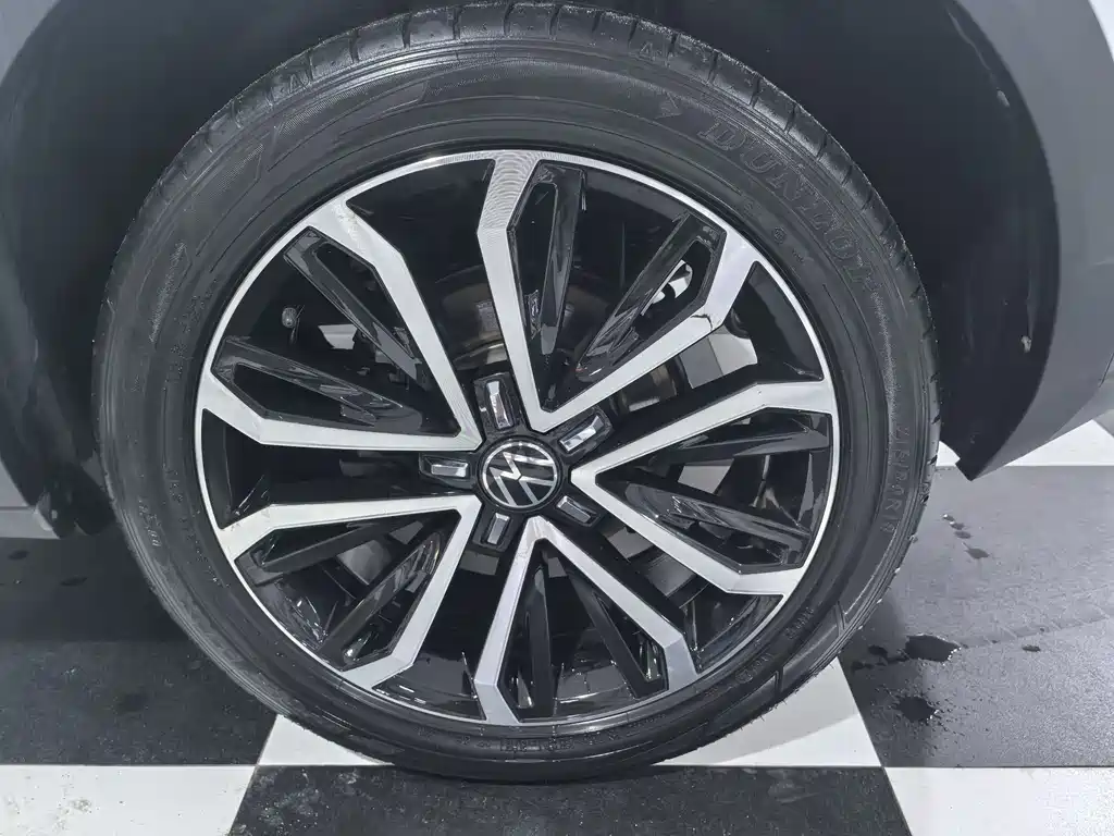 Volkswagen T-Roc 2022 280TSI DSG PLUS