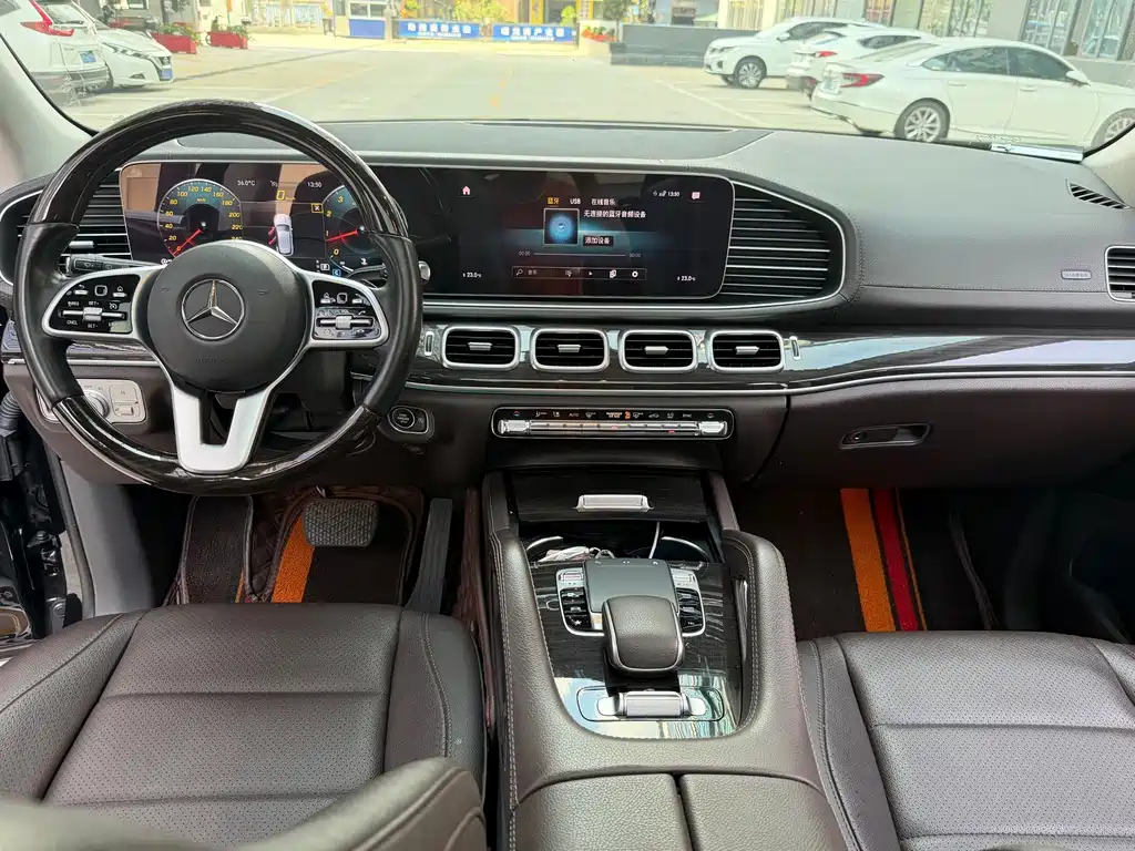 Mercedes-Benz GLE (Import) — миниатюра 9