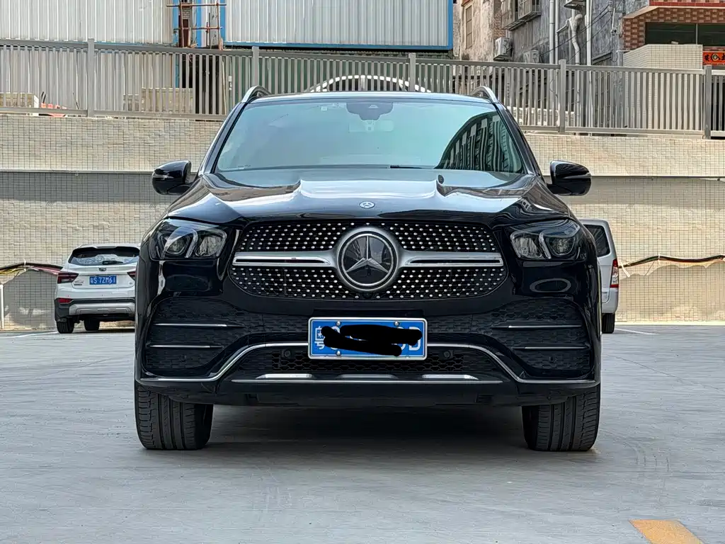 Mercedes-Benz GLE (Import) — миниатюра 13