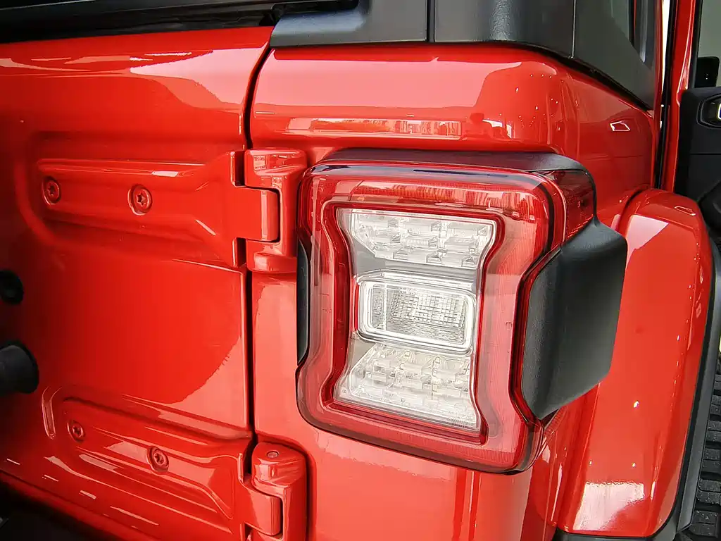 Jeep Wrangler — миниатюра 35