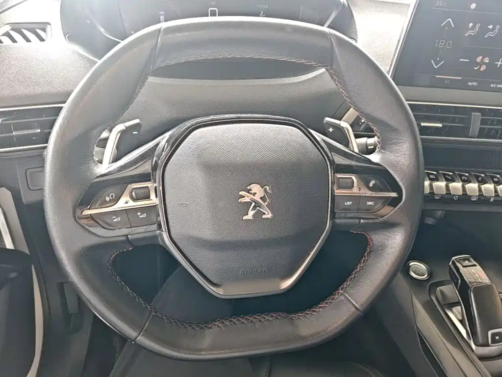 Peugeot 4008 — миниатюра 11