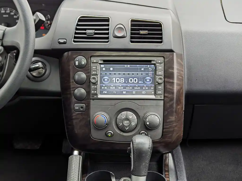 Roewe W5 — миниатюра 12