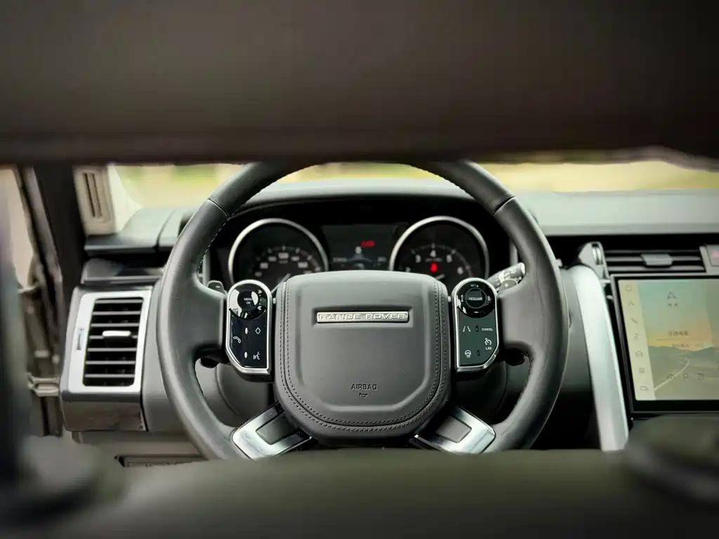 Land Rover Discovery — миниатюра 12