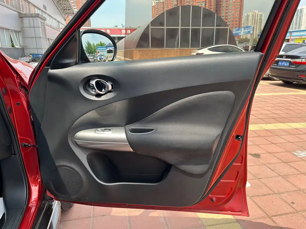 Infiniti ESQ — миниатюра 25