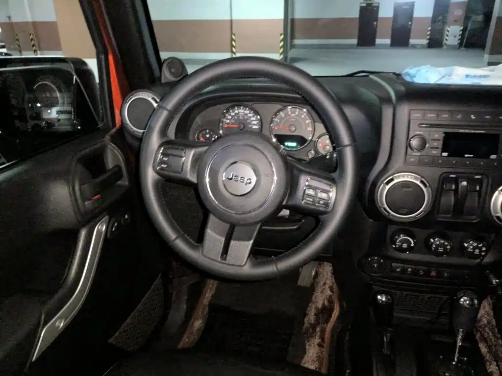 Jeep Wrangler — миниатюра 11