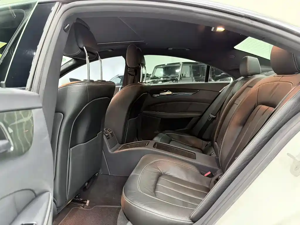 Mercedes-Benz CLS — миниатюра 8