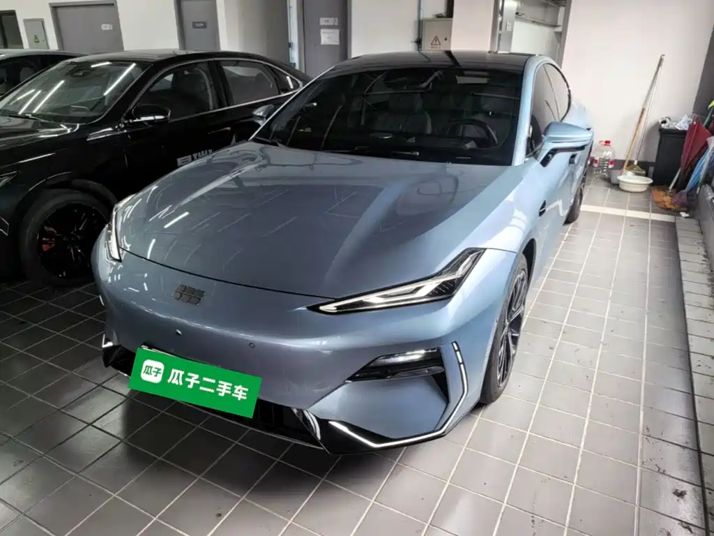 Geely Galaxy Galaxy E8 E8 2025 700km Smart Drive