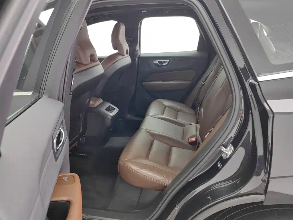 Volvo XC60 — миниатюра 15