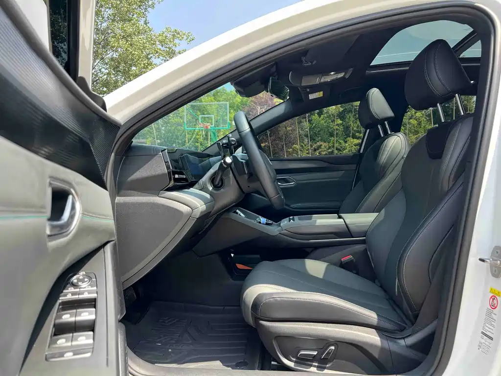 BYD Qin L L 2025 EV 470KM Lead