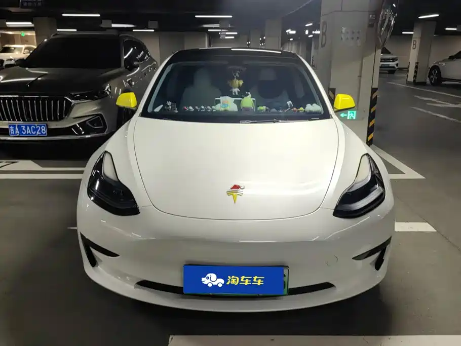 Tesla Model 3 — миниатюра 2
