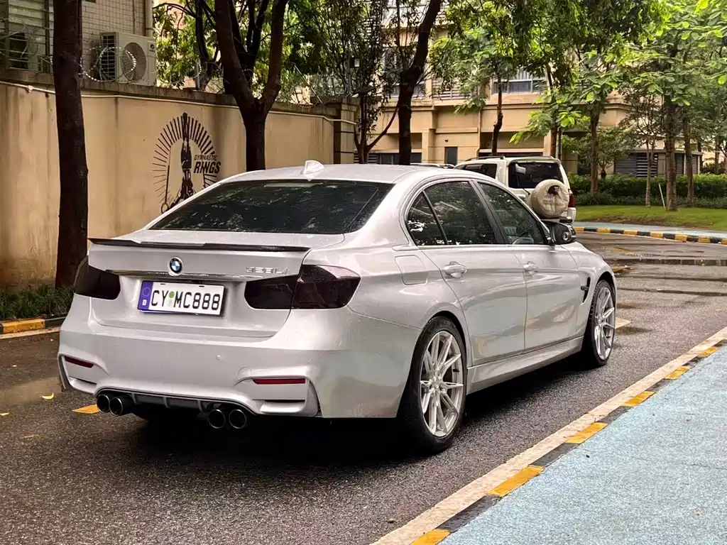 BMW 3 Series — миниатюра 7