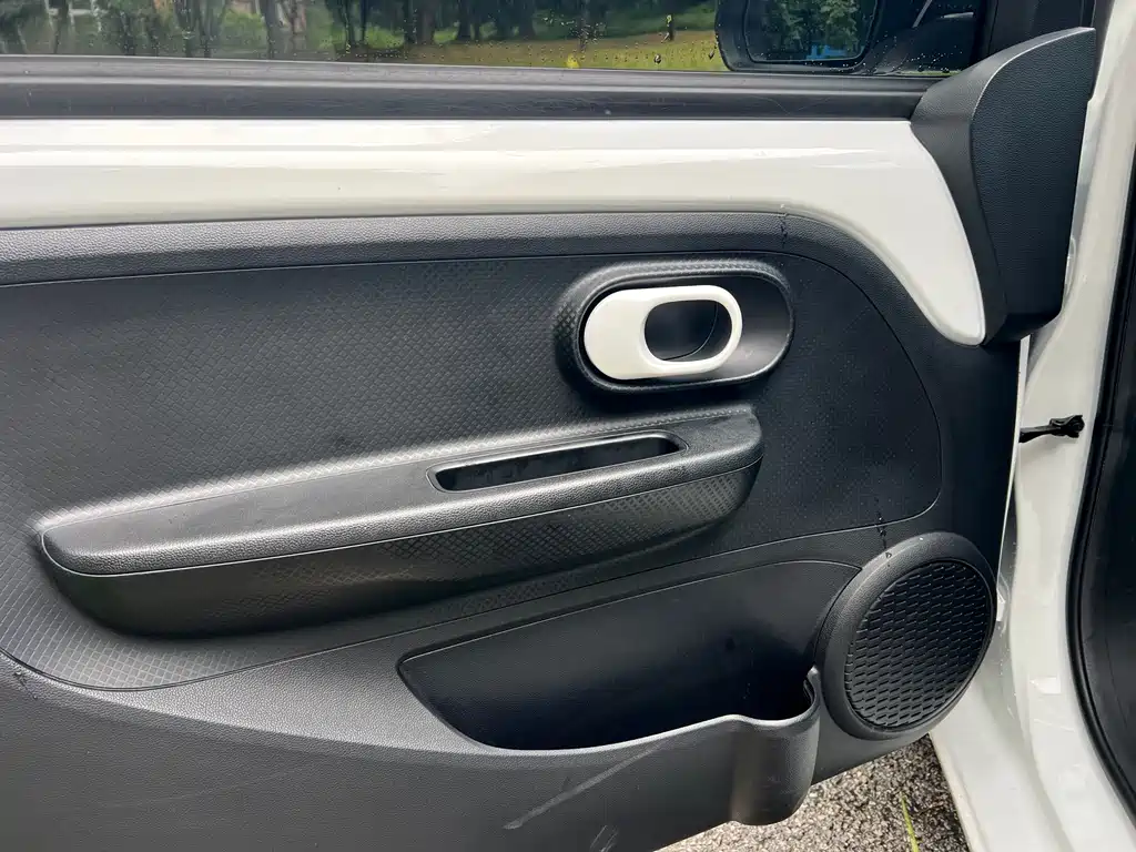 Roewe Clever 2022 311km