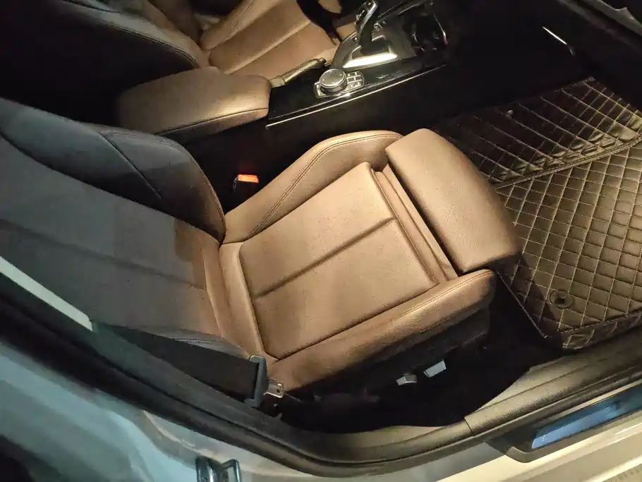 BMW 3 Series — миниатюра 8