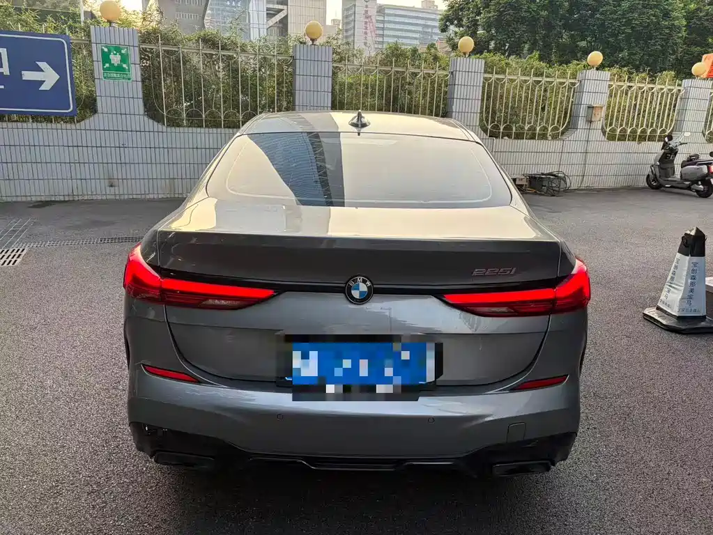 BMW 2 Series (Import) — миниатюра 3