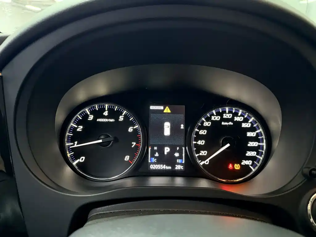 Mitsubishi Outlander — миниатюра 9