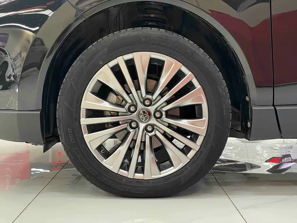 TOYOTA LING FANG HARRIER