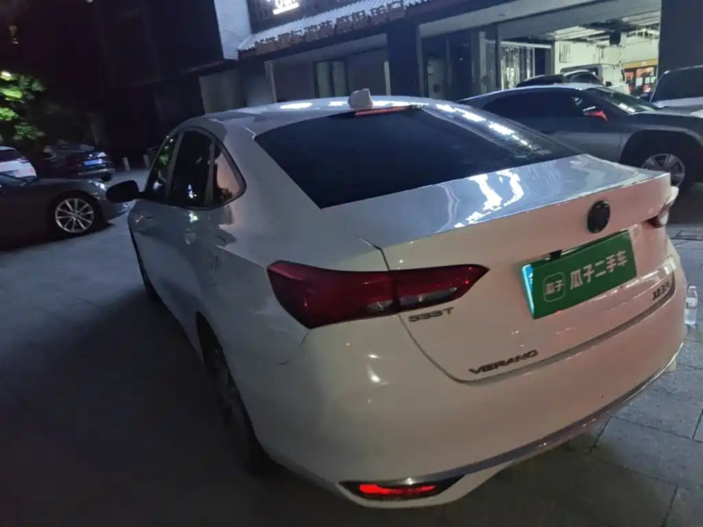 Buick Verano — миниатюра 5