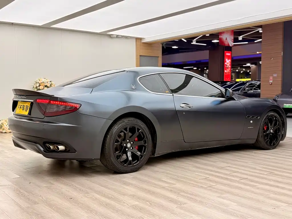 Maserati GranTurismo — миниатюра 3