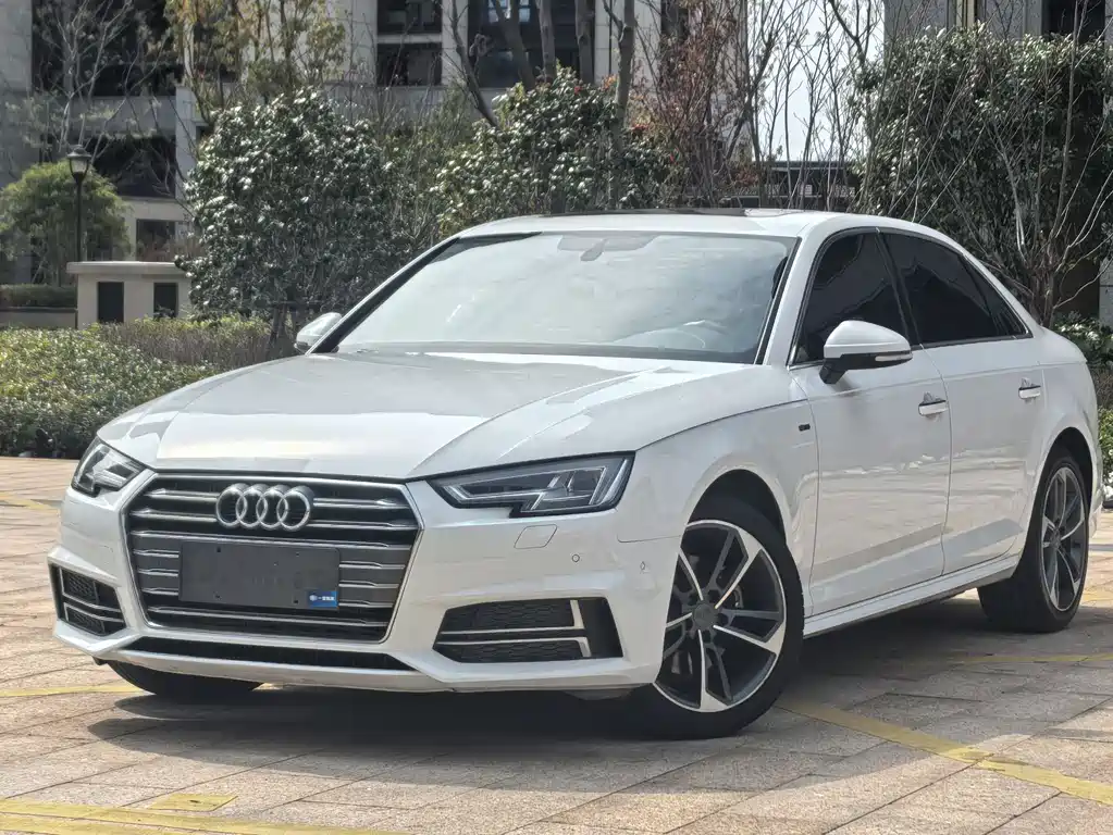 Audi A4L 2018